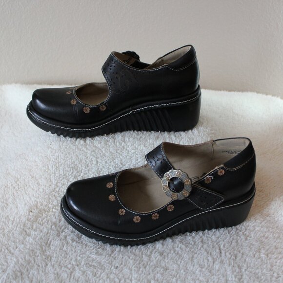 Spring Step Shoes - L'Artiste Womens Footlight Mary Jane Pump Wedge Black Size EU37 US 6.5-7 Artsy